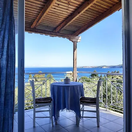 Sea & Sun Village * Vounaria